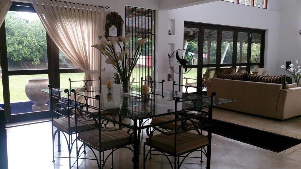 Villa W Bentota Exterior photo